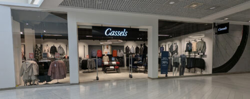 Bild på butiksfront för Cassels butik på Handelsplats Center Syd Löddeköpinge.