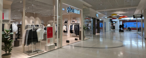 Bild på butiksfront för Gina Tricot butik på Handelsplats Center Syd Löddeköpinge.