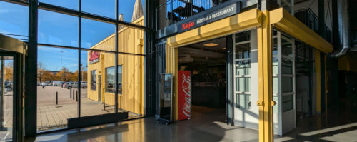 Bild på restaurangfront för Katjas restaurang på Handelsplats Center Syd Löddeköpinge.
