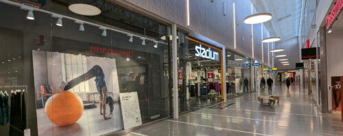 Bild på butiksfront för Stadium butik på Handelsplats Center Syd Löddeköpinge.